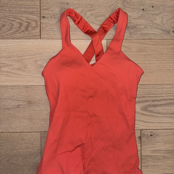 Alo Elevate Tank Top - Picture 3 of 3